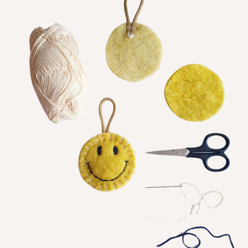 DIY kit smiley hangers maken (4 stuks)